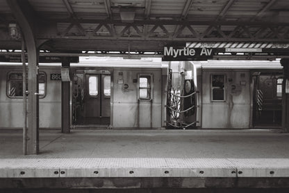 Lady Grey B&W 35mm ISO 400